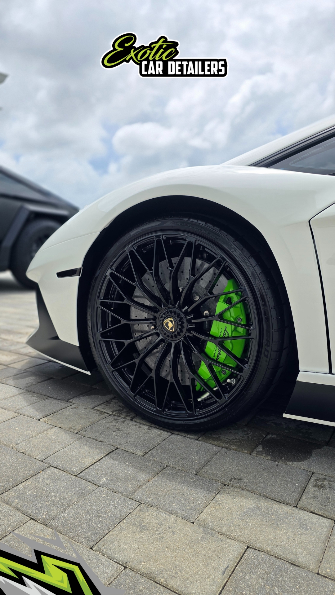 Lamborghini Aventador Sv - Exotic Car Detailers - Carlos Rios