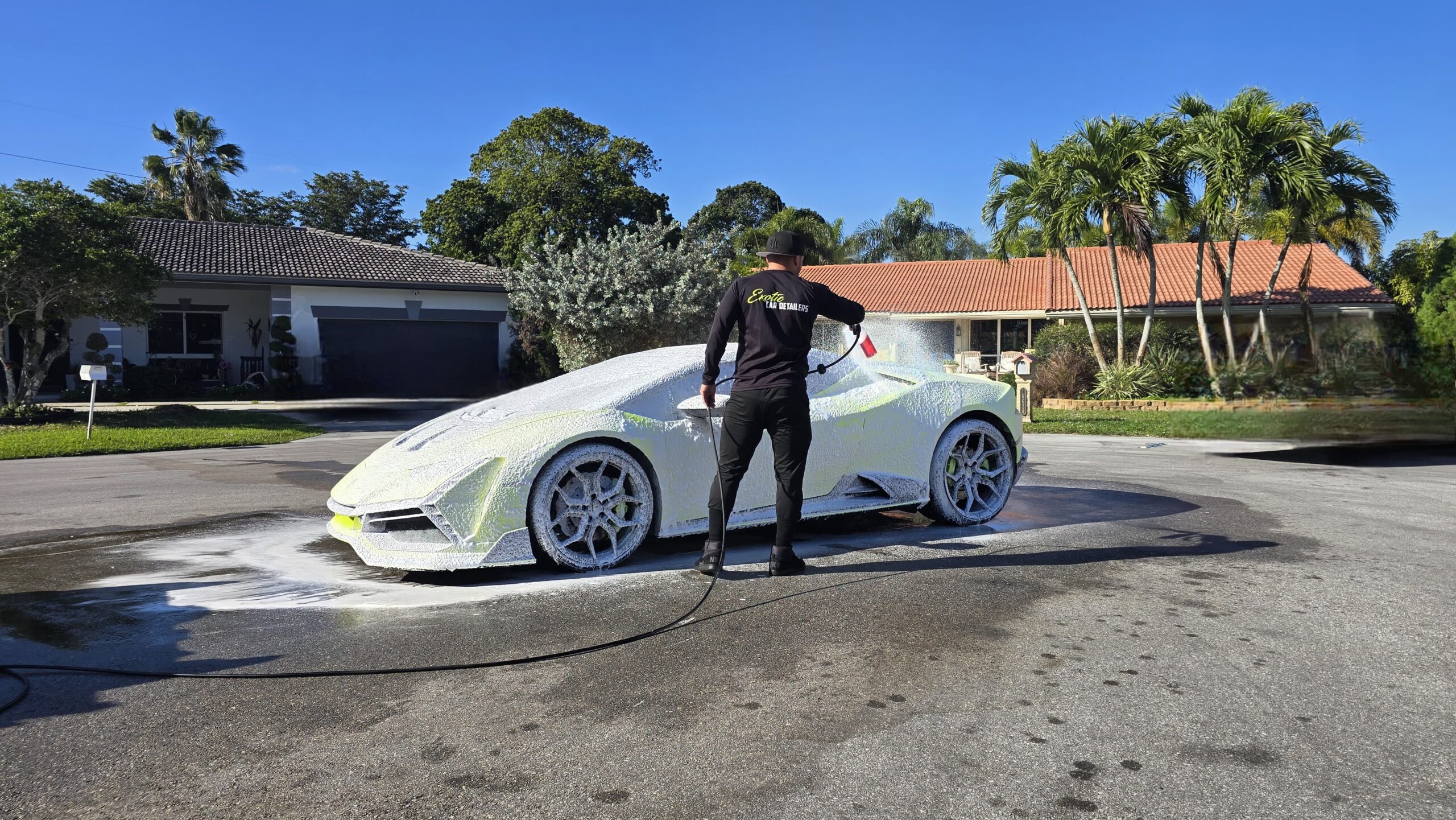 Carlos Rios - Exotic Car Detailers wash